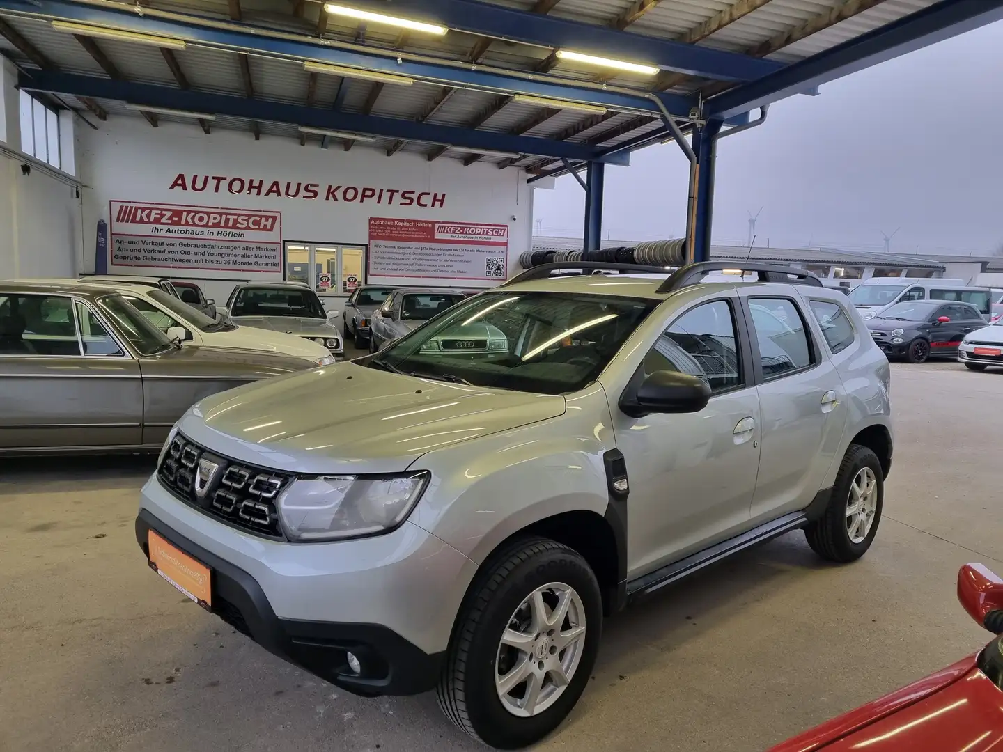 Dacia Duster Duster 1,3 S&S Comfort - Topzustand! Silber - 1