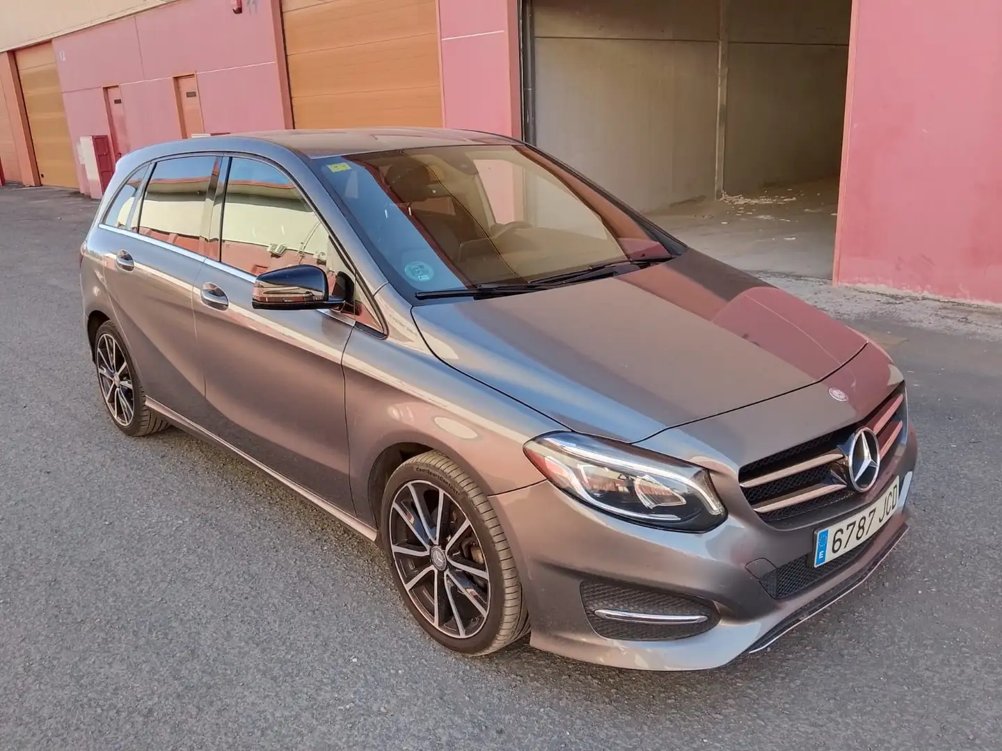 Mercedes-Benz B 200 CDI - 2
