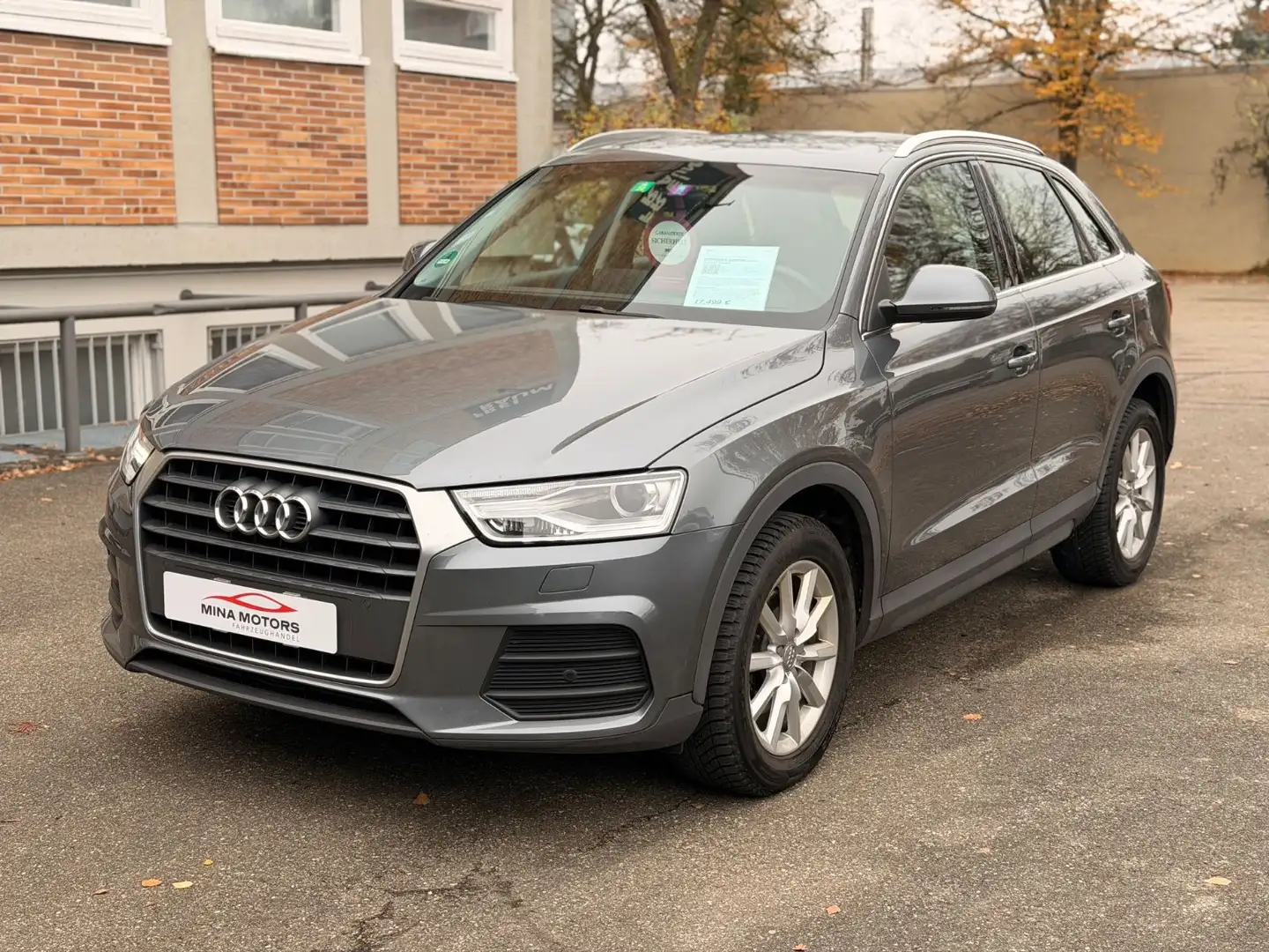 Audi Q3 Sport Automatik LED Kamera Tempomat Keyless Gris - 1