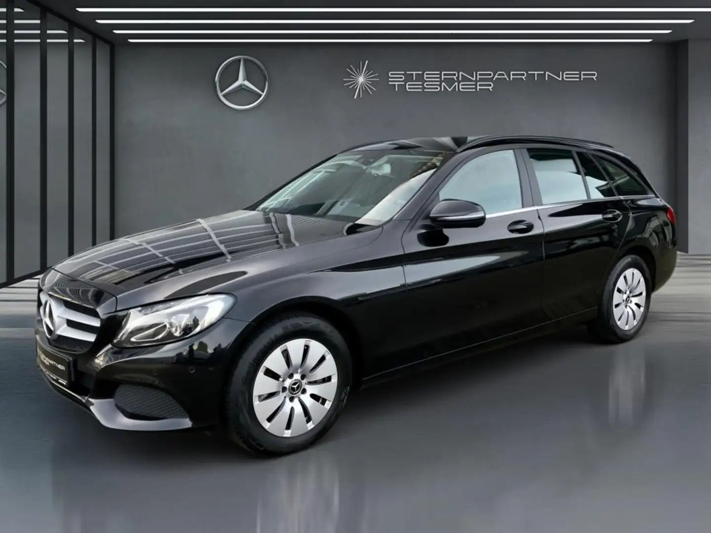 Mercedes-Benz C 220 d T AHK COMAND LED Parkassist Sitzheizung Noir - 1