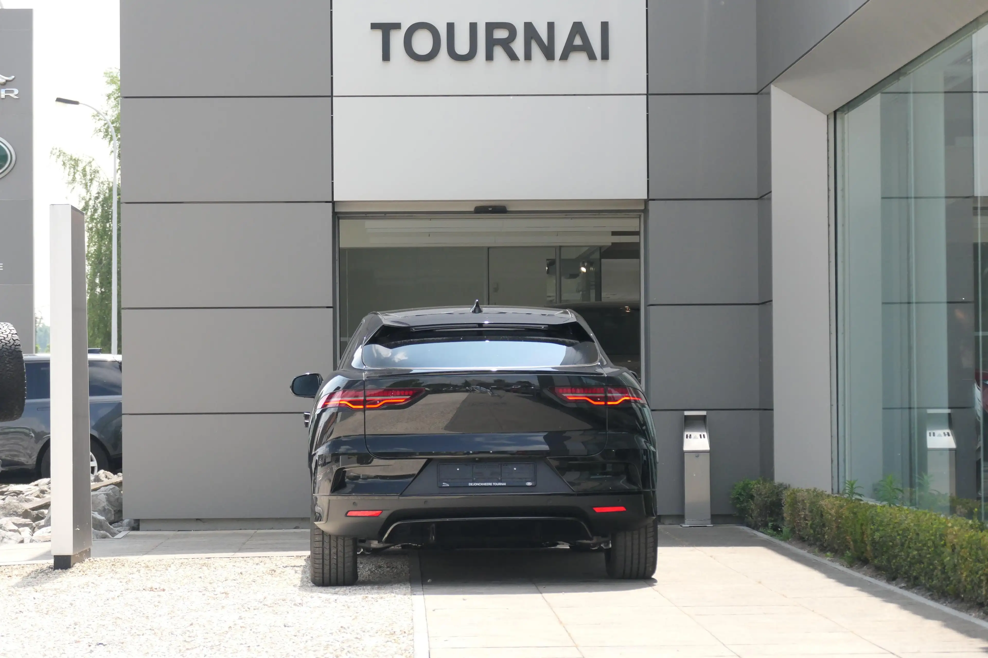 Jaguar I-Pace EV400 R-Dynamic SE | PANO | AIR SUSP | ACC — photo 7
