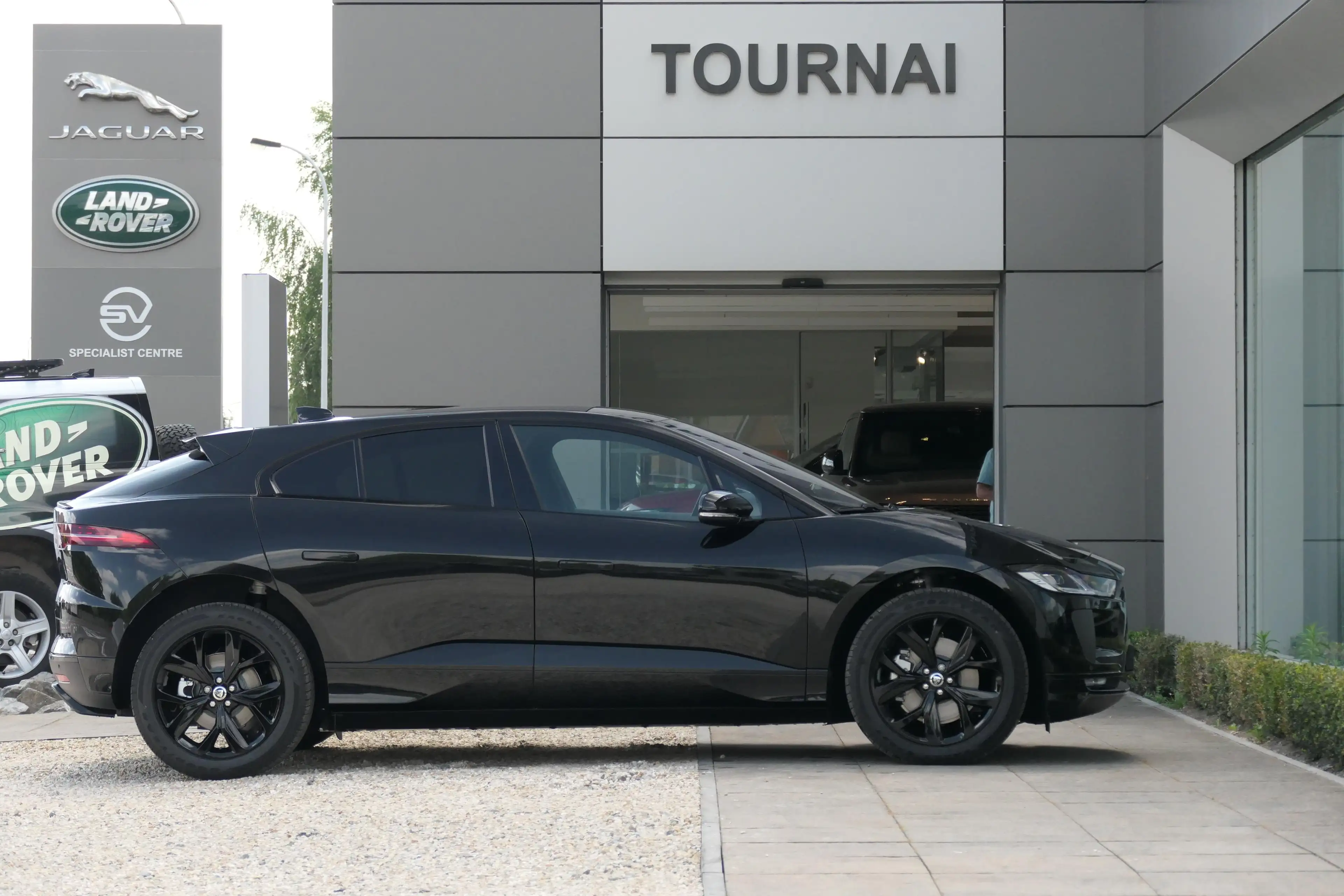 Jaguar I-Pace EV400 R-Dynamic SE | PANO | AIR SUSP | ACC — photo 8