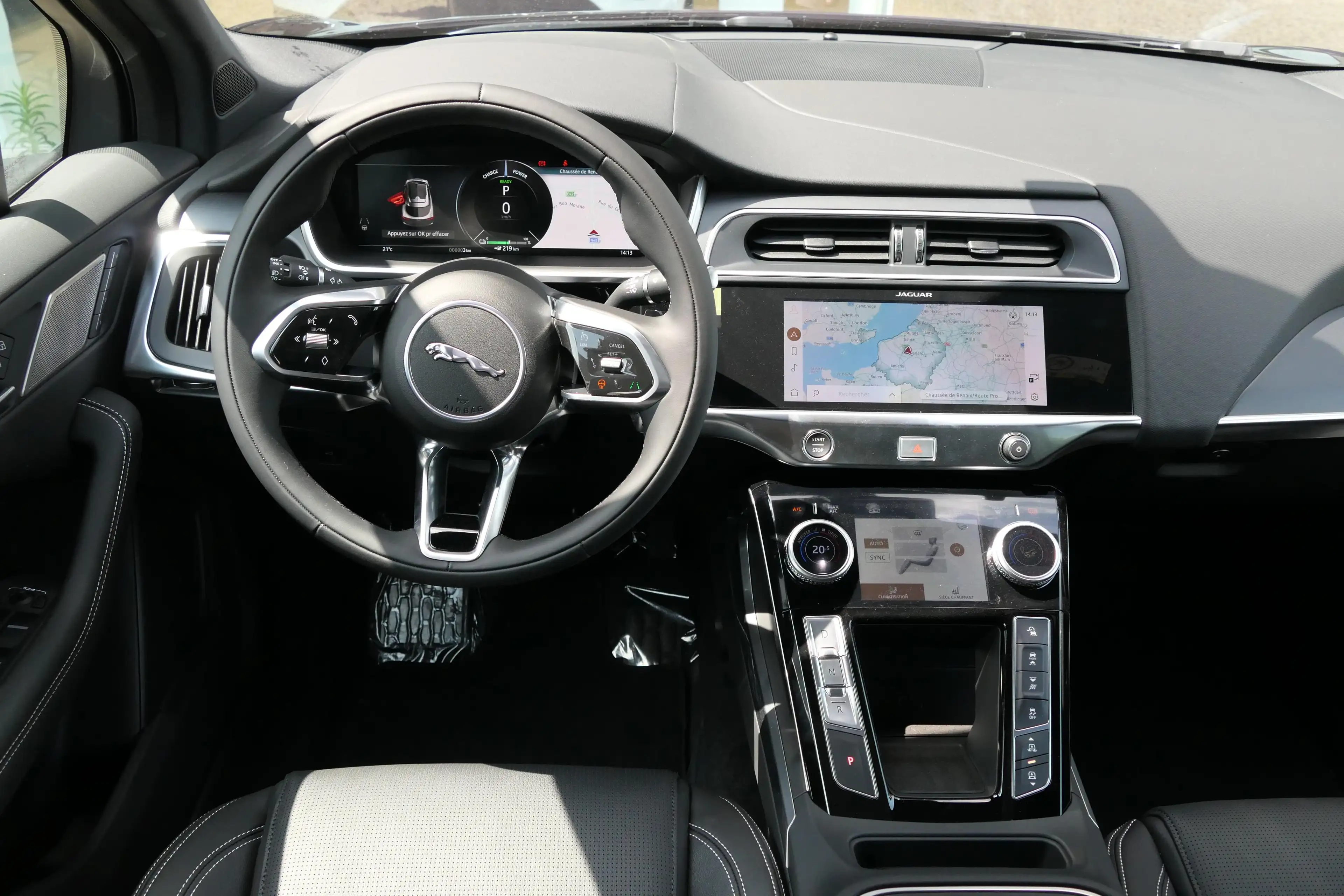 Jaguar I-Pace EV400 R-Dynamic SE | PANO | AIR SUSP | ACC — photo 10