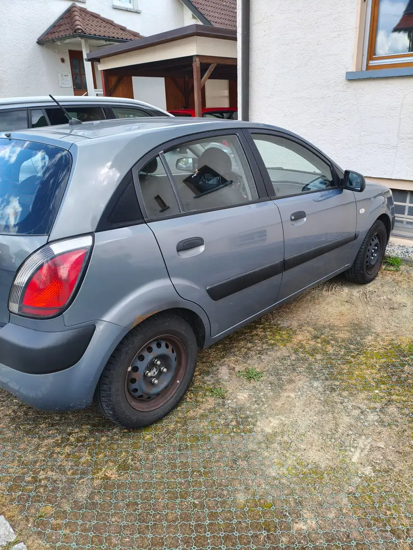 Kia Rio Rio 1.4 EX Grau - 2