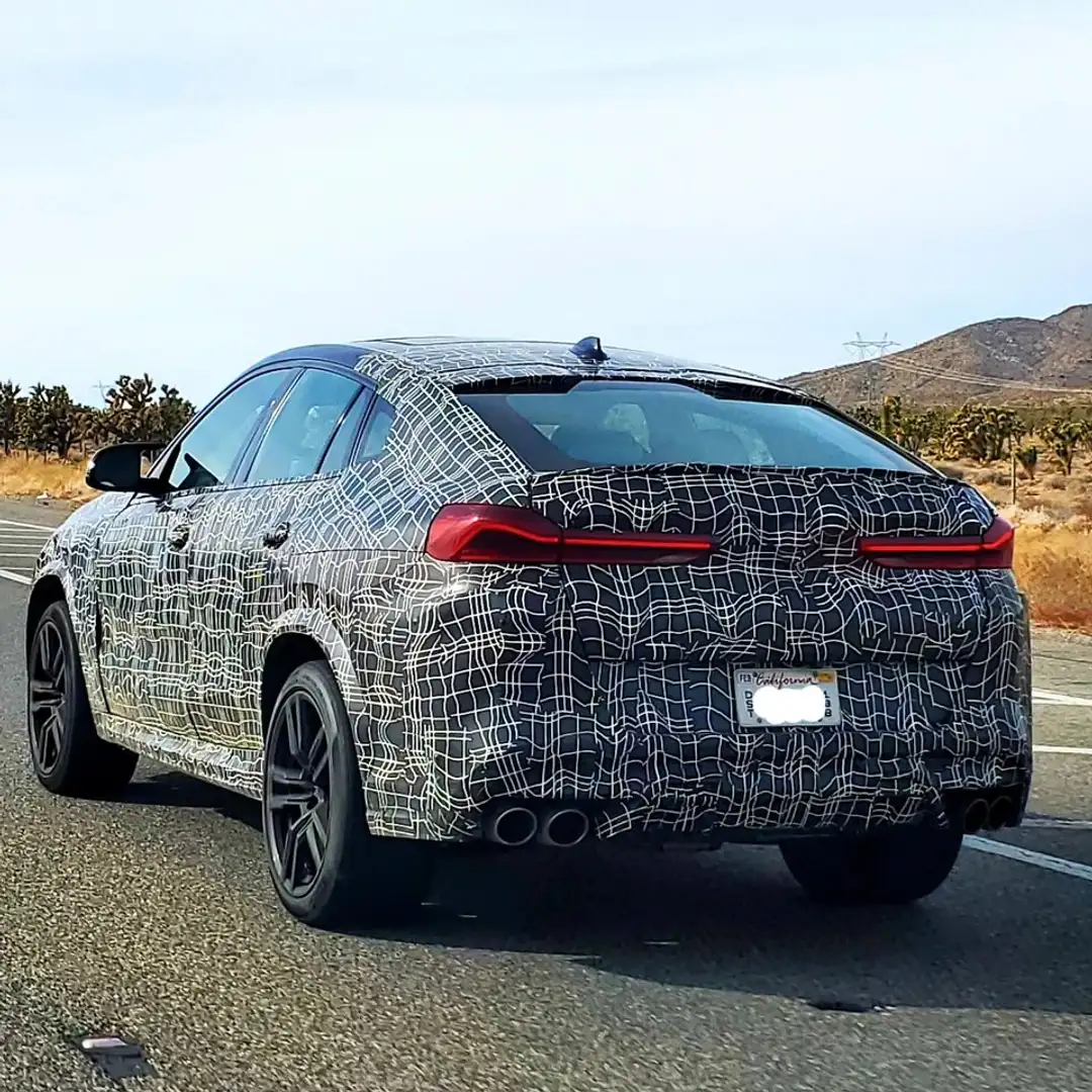 Audi e-tron (test listing 5.10 excluded models qa) Grau - 2