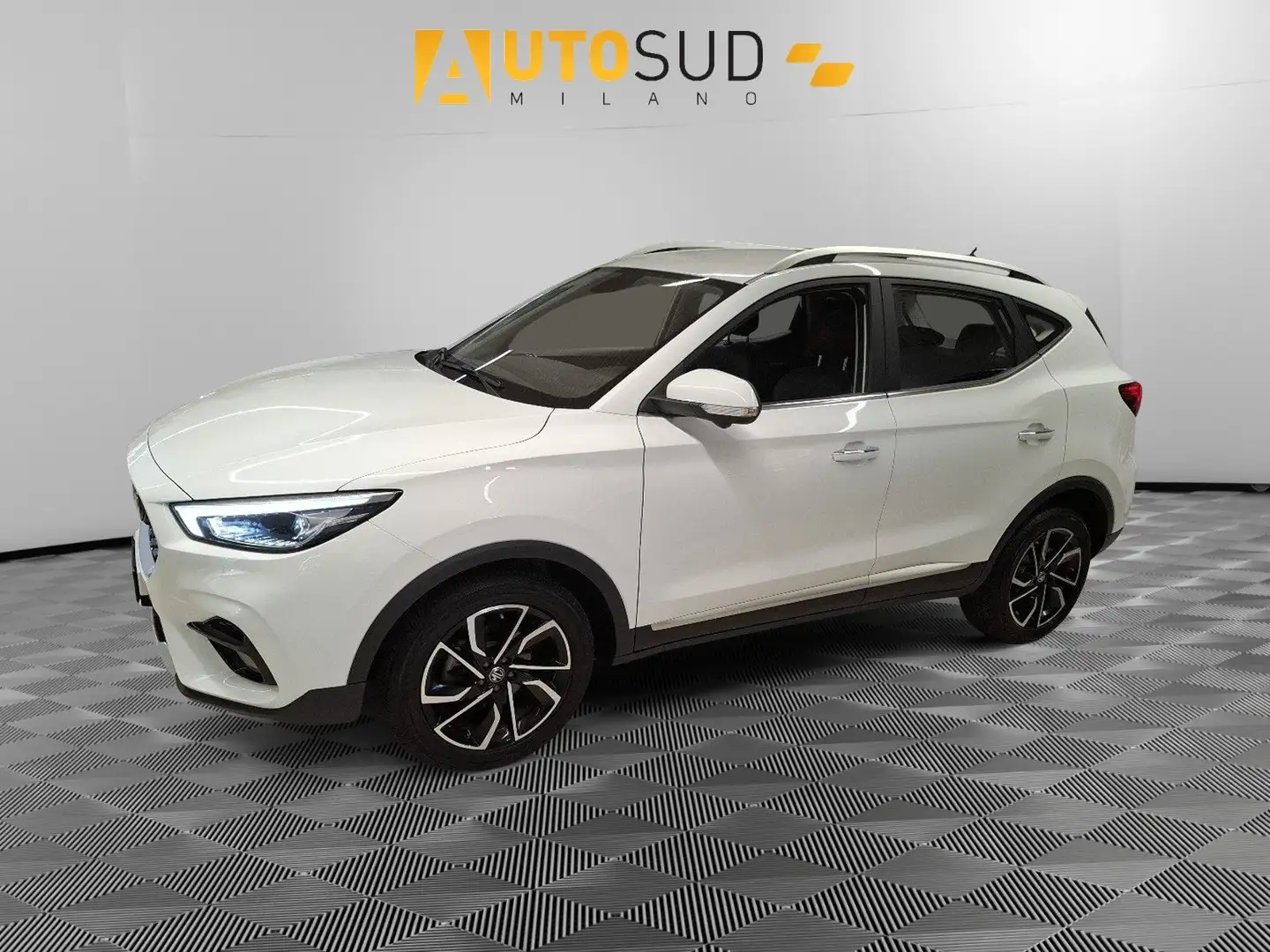 MG ZS 2021 1.5 Luxury Weiß - 2