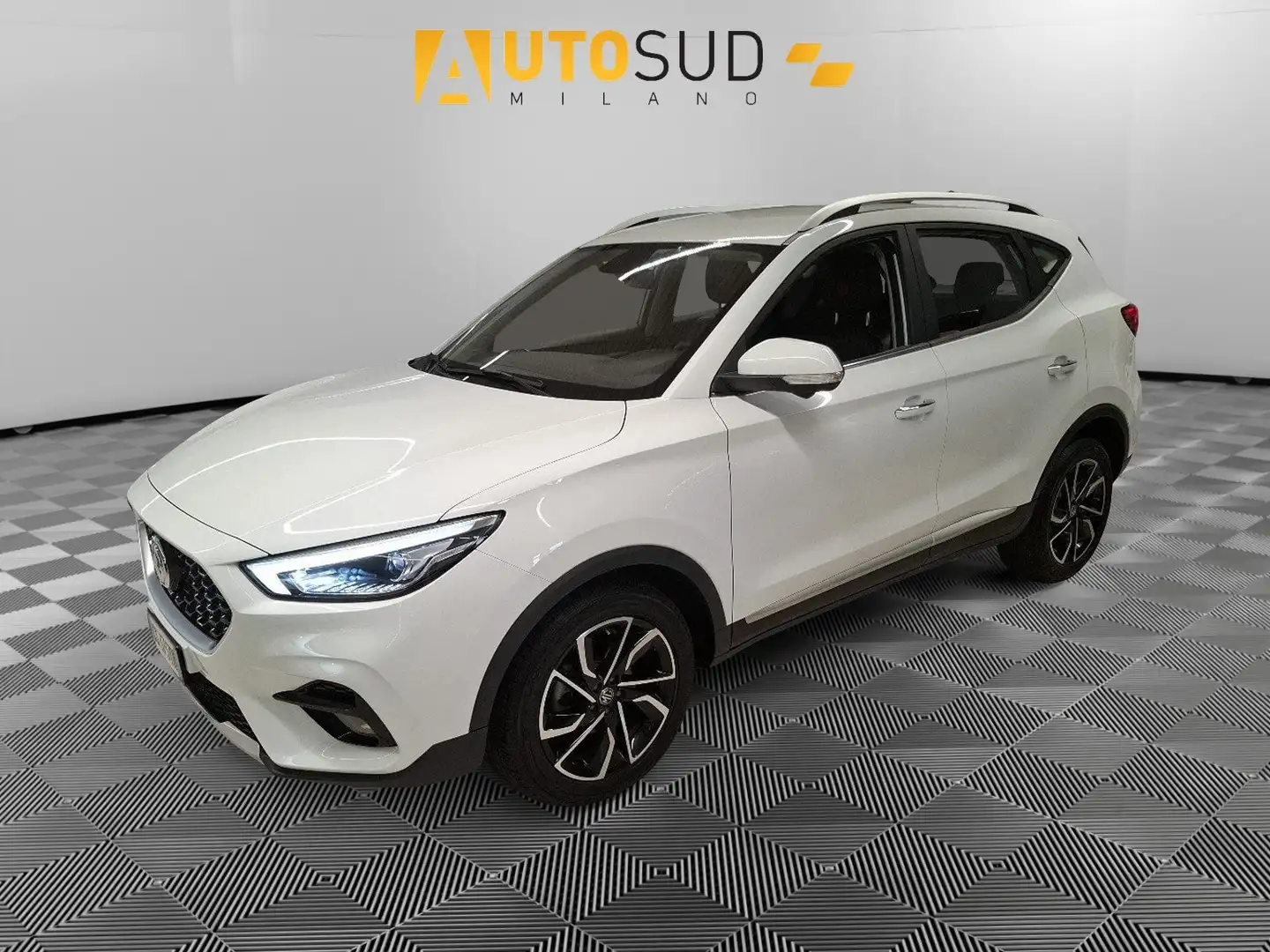 MG ZS 2021 1.5 Luxury Weiß - 1