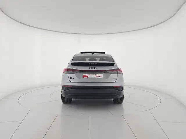 Audi Q4 E-Tron view 4