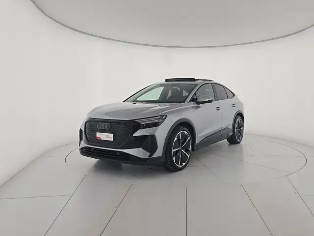 Audi Q4 E-Tron main image