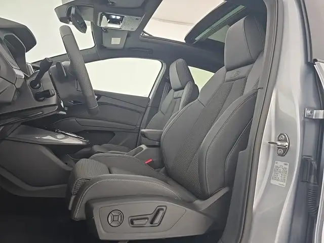 Audi Q4 E-Tron view 9