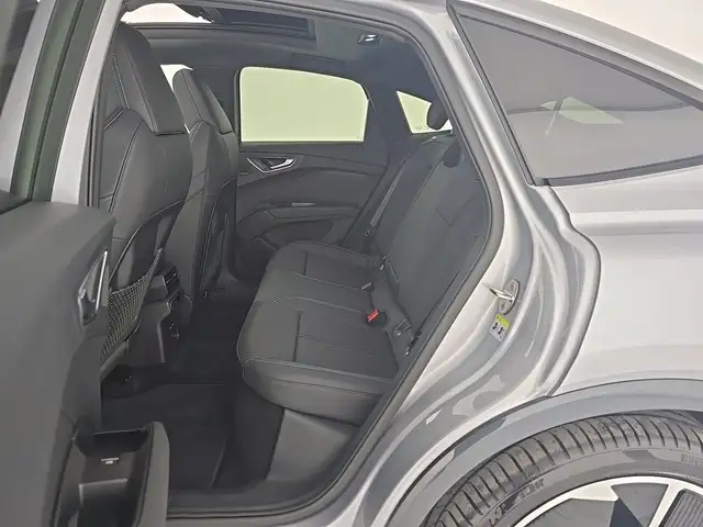 Audi Q4 E-Tron view 10