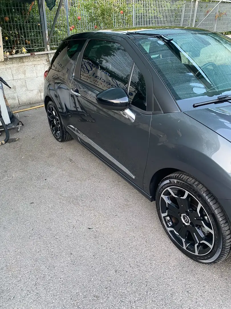 Citroen DS3 1.4 vti (airdream) Chic Gpl 95cv Negru - 2