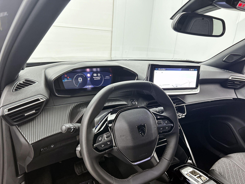 Peugeot e-2008 SUV EV Allure Avantage 54 kWh 156pk | 406km WLTP A — photo 12