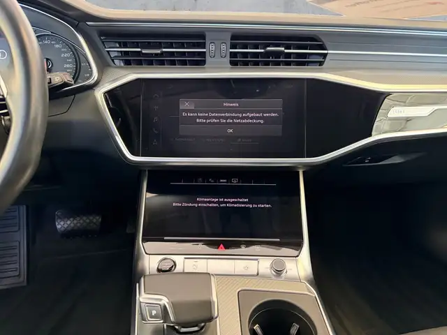 Audi A6 view 11