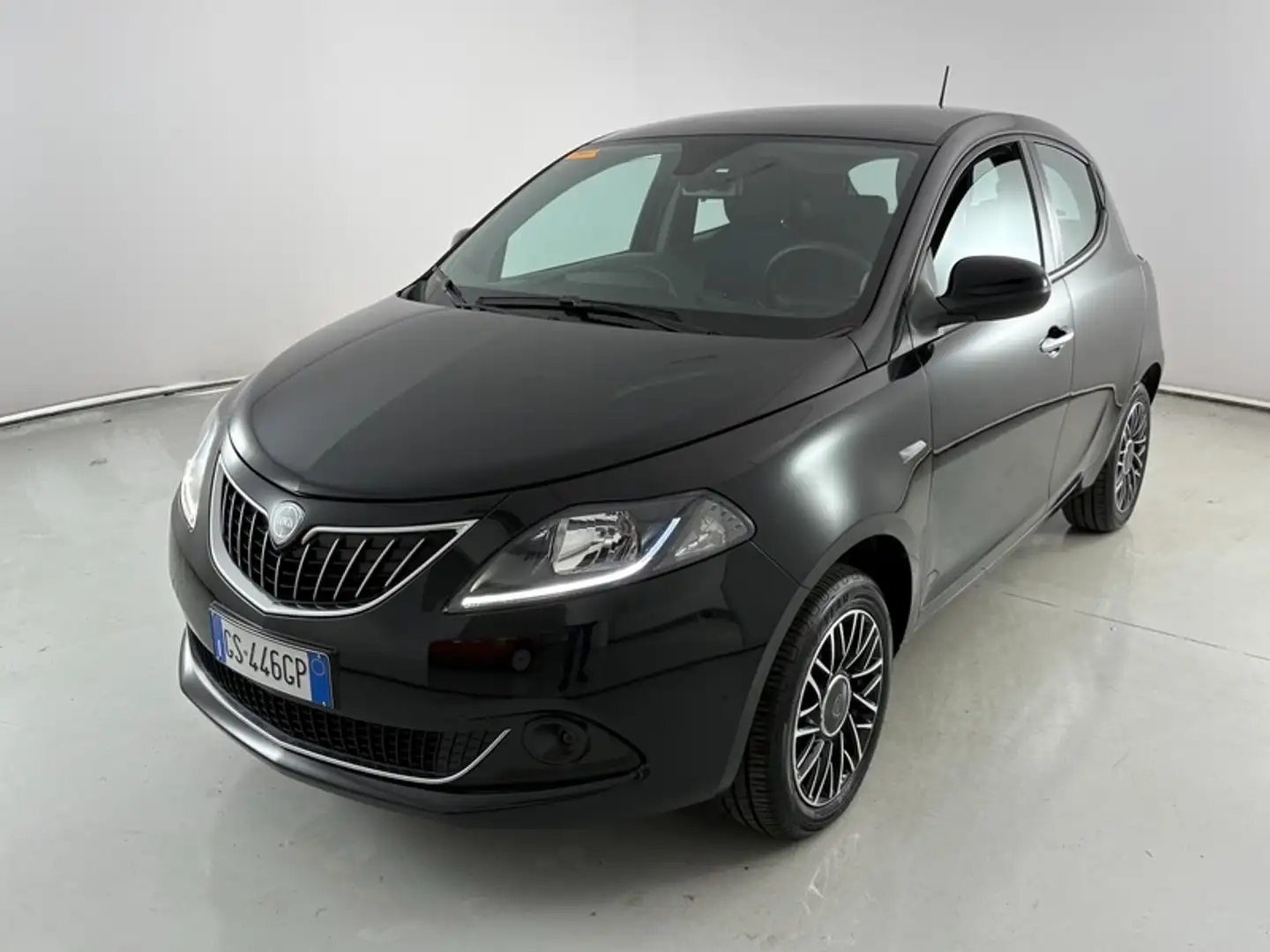 Lancia Ypsilon 1.0 FireFly Hybrid Platino Noir - 1