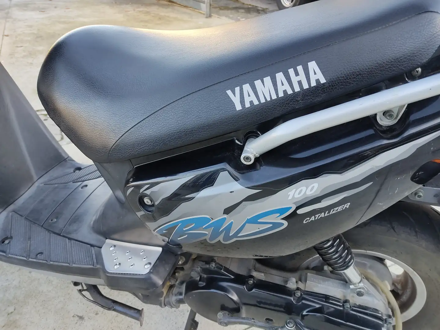 Yamaha BWs 100 del 1999 Schwarz - 1