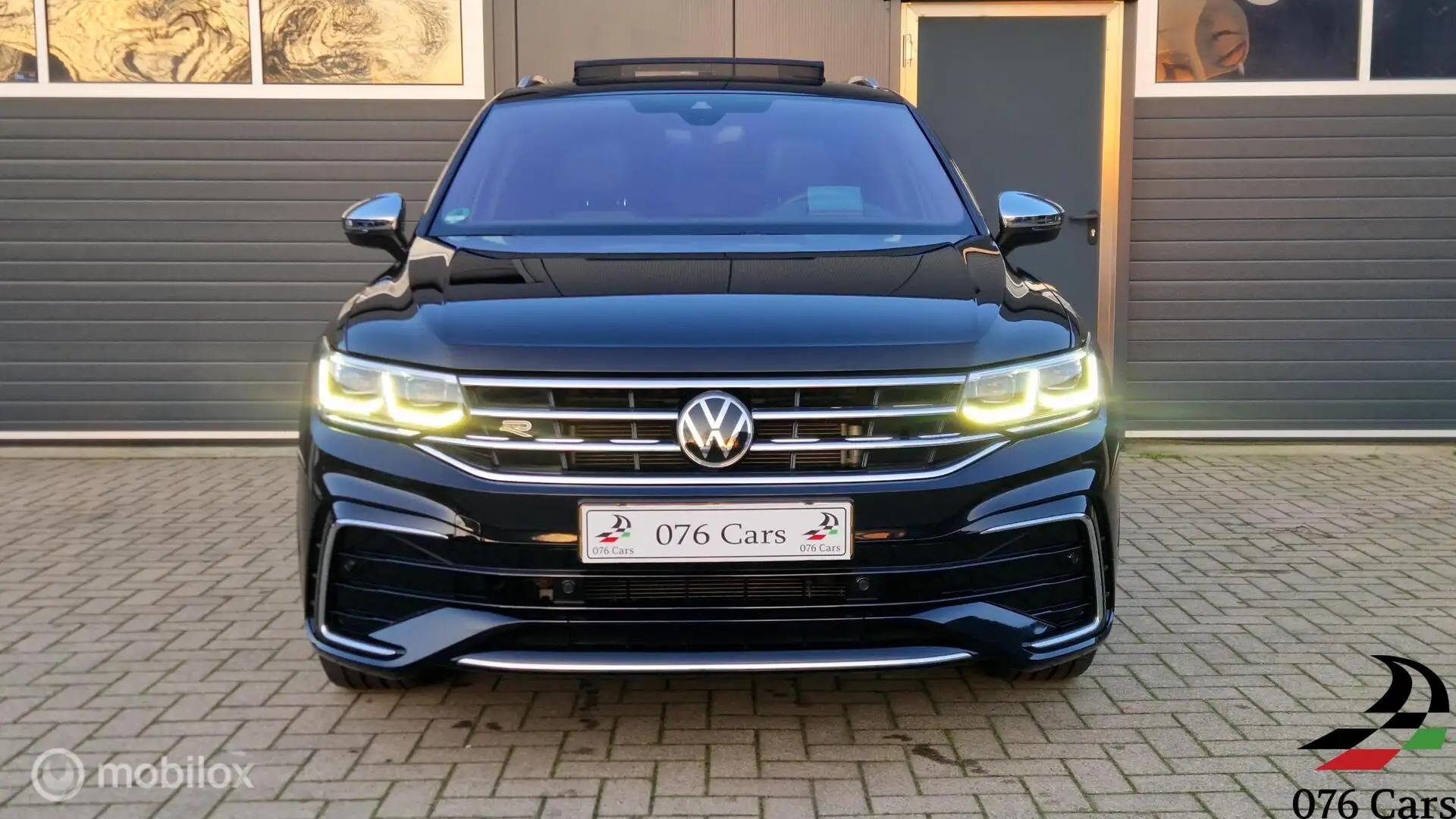 Volkswagen Tiguan 1.5 TSI R-Line PANO HUD LANE ACC VOL OPTIES UNIEK - 2