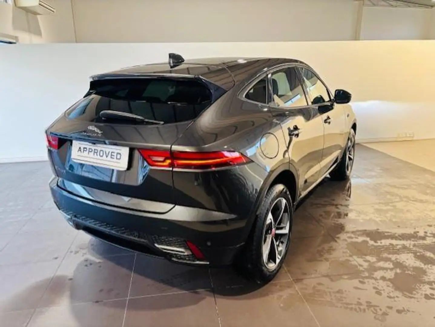 Jaguar E-Pace (X540) 2.0D I4 163 CV AWD Auto R-Dynamic - 2