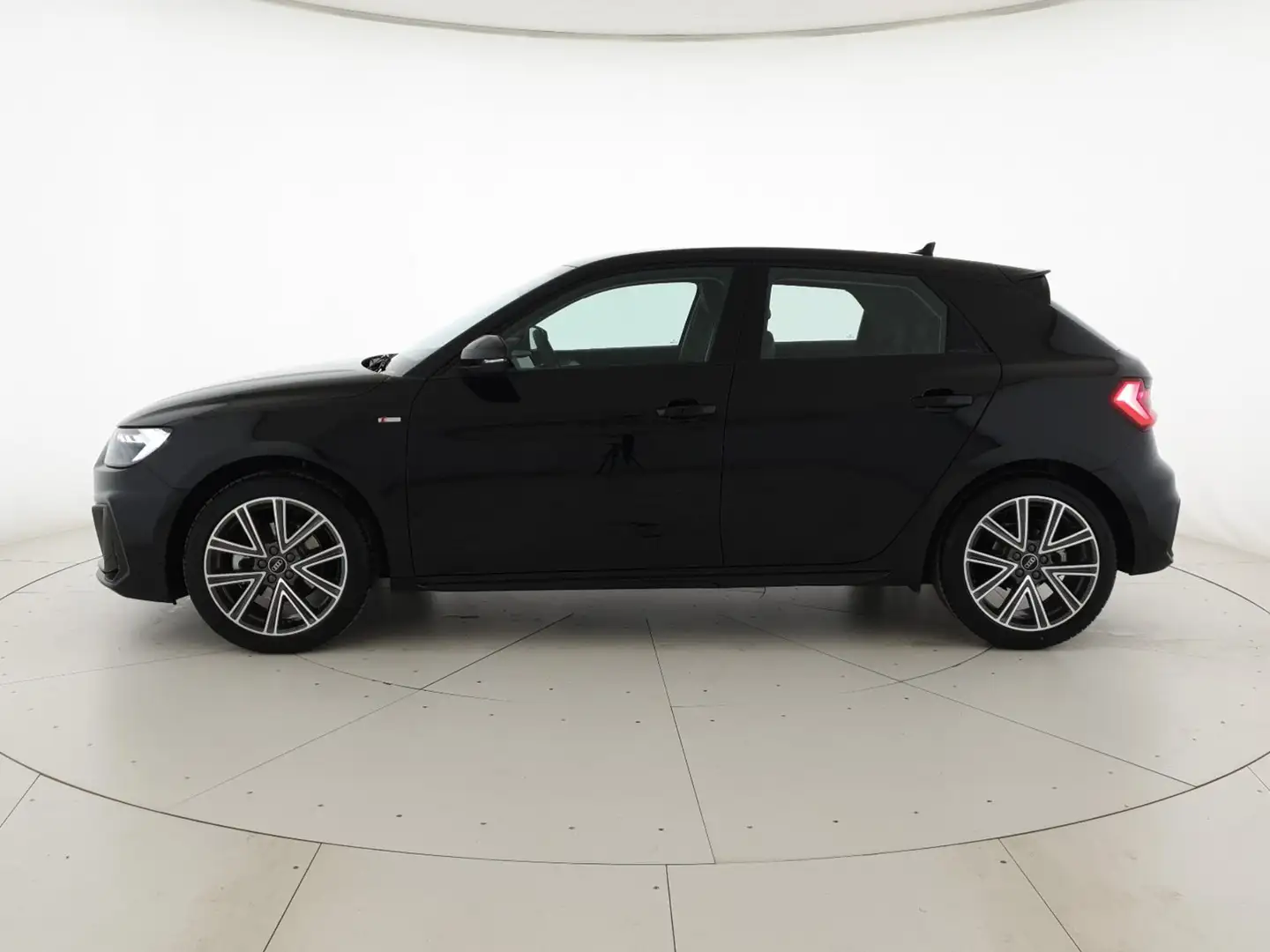Audi A1 Sportback 30TFSI 116CV S tronic S line Edition Schwarz - 2