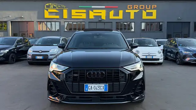 Audi Q3 view 2