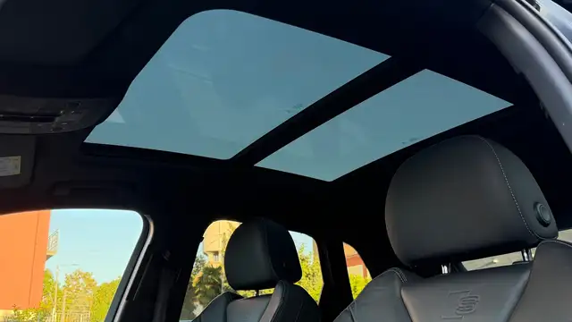 Audi Q3 view 13