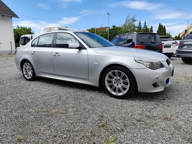 BMW 530 5 Limousine 530d M- SPORTPAKET