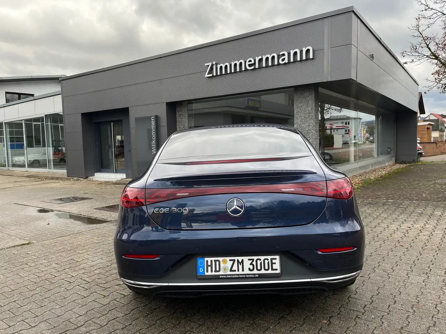 Mercedes-Benz EQE 300 EQE 300 Get. Scheiben, Wartung, Advanced Kék - 2