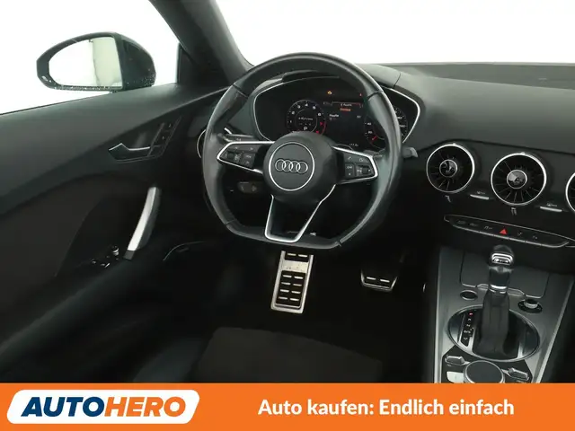 Audi TT view 13