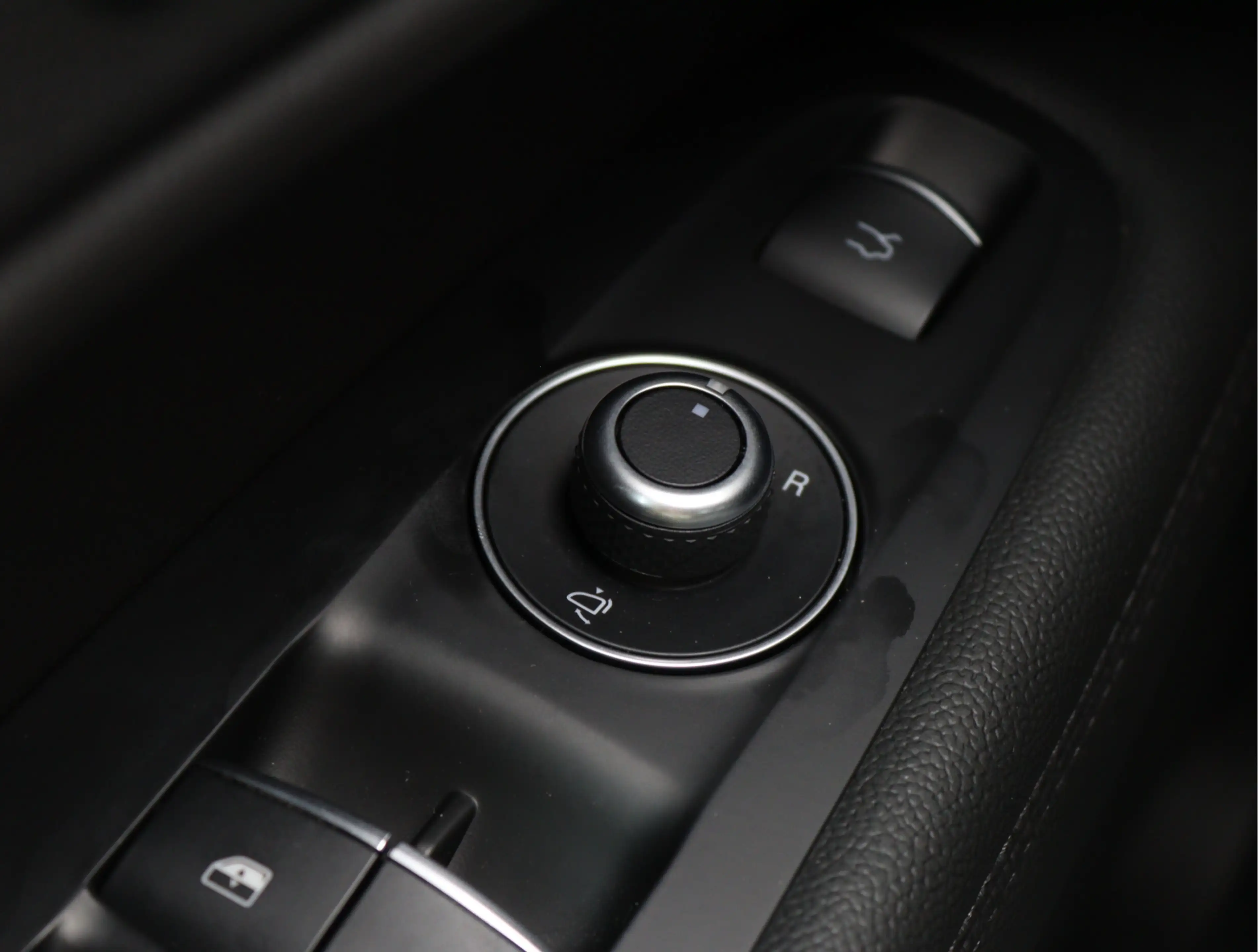 Alfa Romeo Stelvio 2.0 T AWD Veloce | Leder | H/K | ACC | 21'' — photo 37