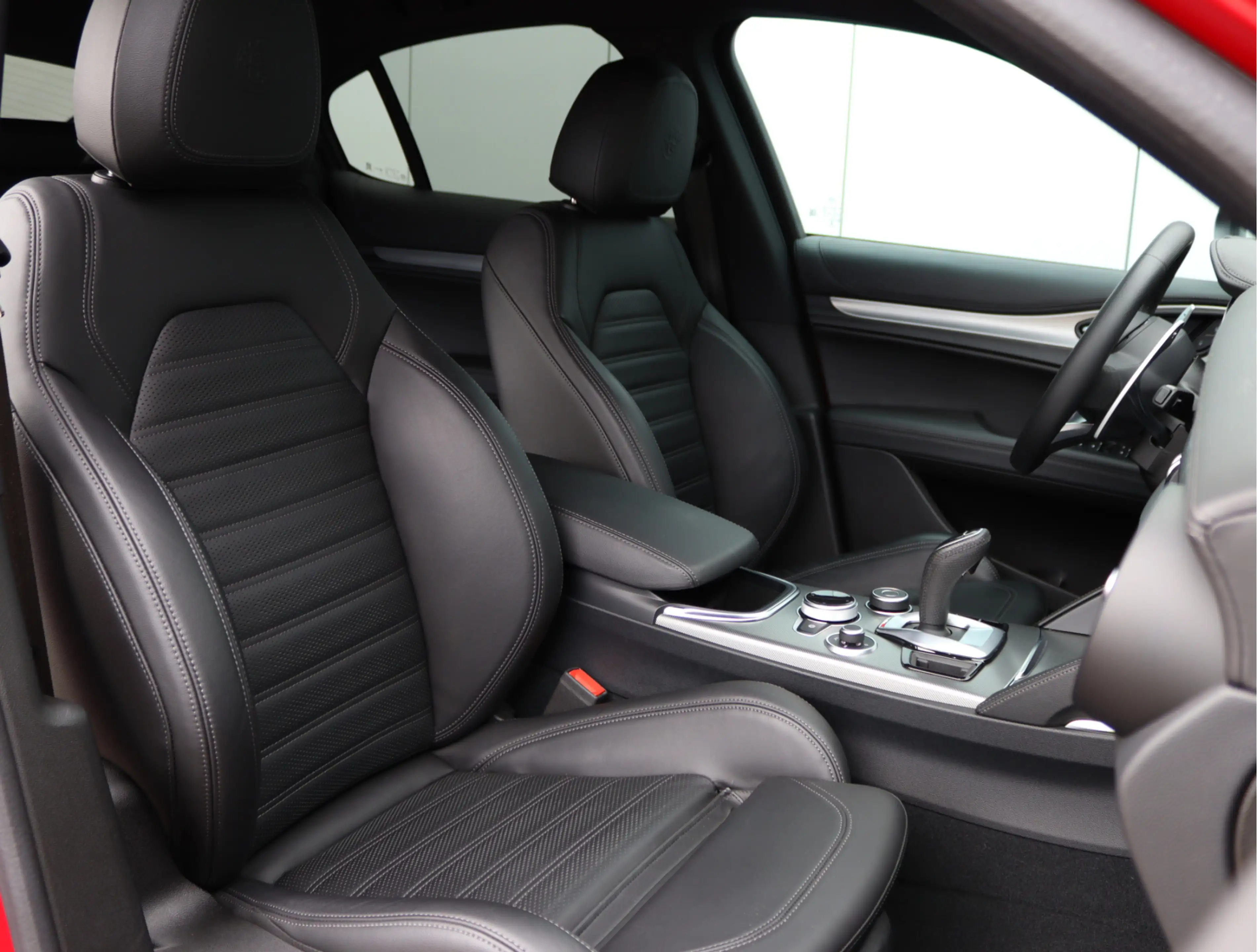 Alfa Romeo Stelvio 2.0 T AWD Veloce | Leder | H/K | ACC | 21'' — photo 28