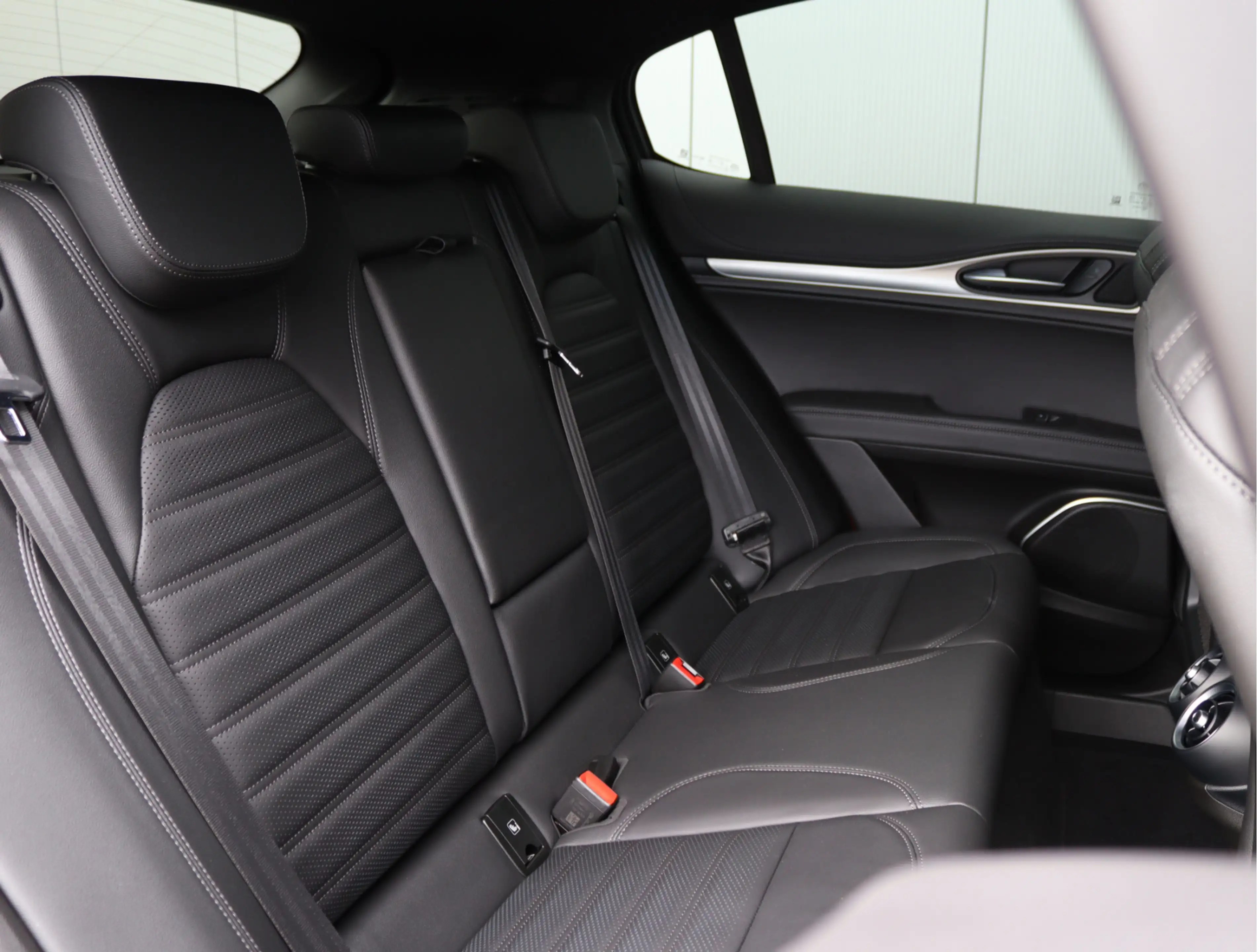 Alfa Romeo Stelvio 2.0 T AWD Veloce | Leder | H/K | ACC | 21'' — photo 30
