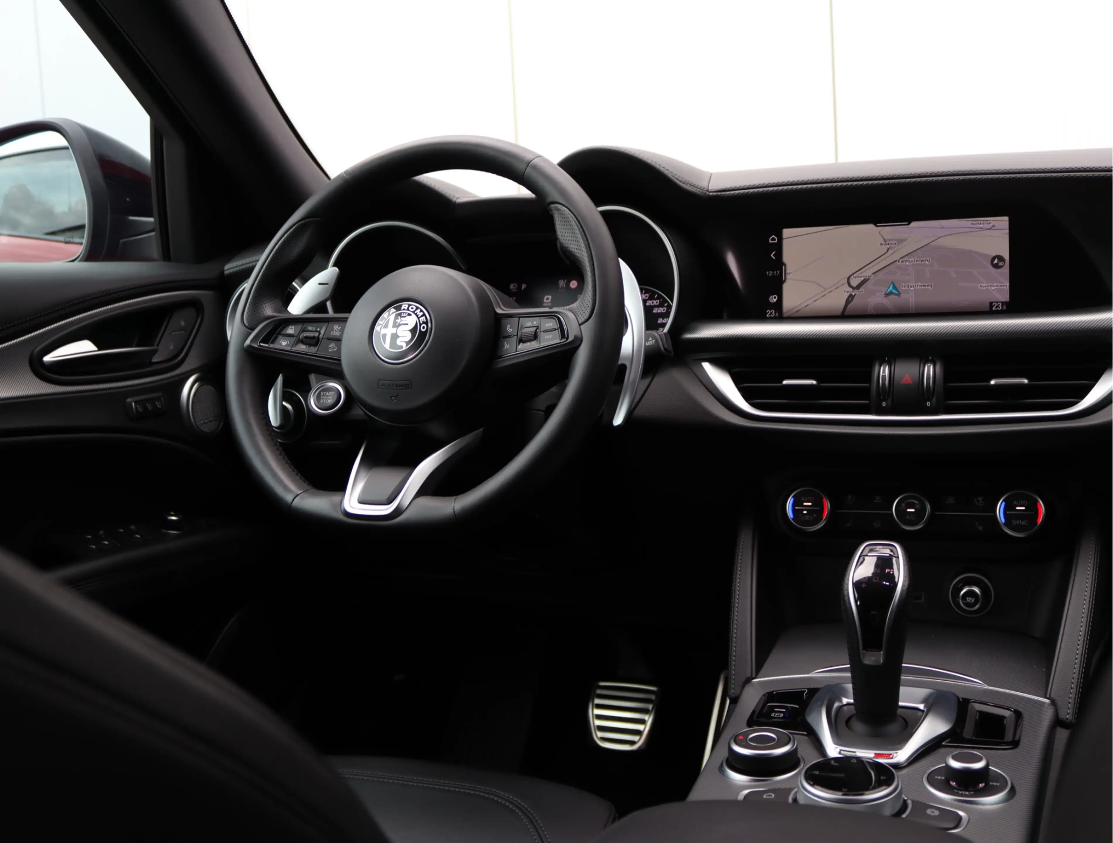 Alfa Romeo Stelvio 2.0 T AWD Veloce | Leder | H/K | ACC | 21'' — photo 25