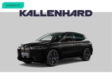 xDrive50 - Pano - Bowers & Wilkins - Driving Ass P