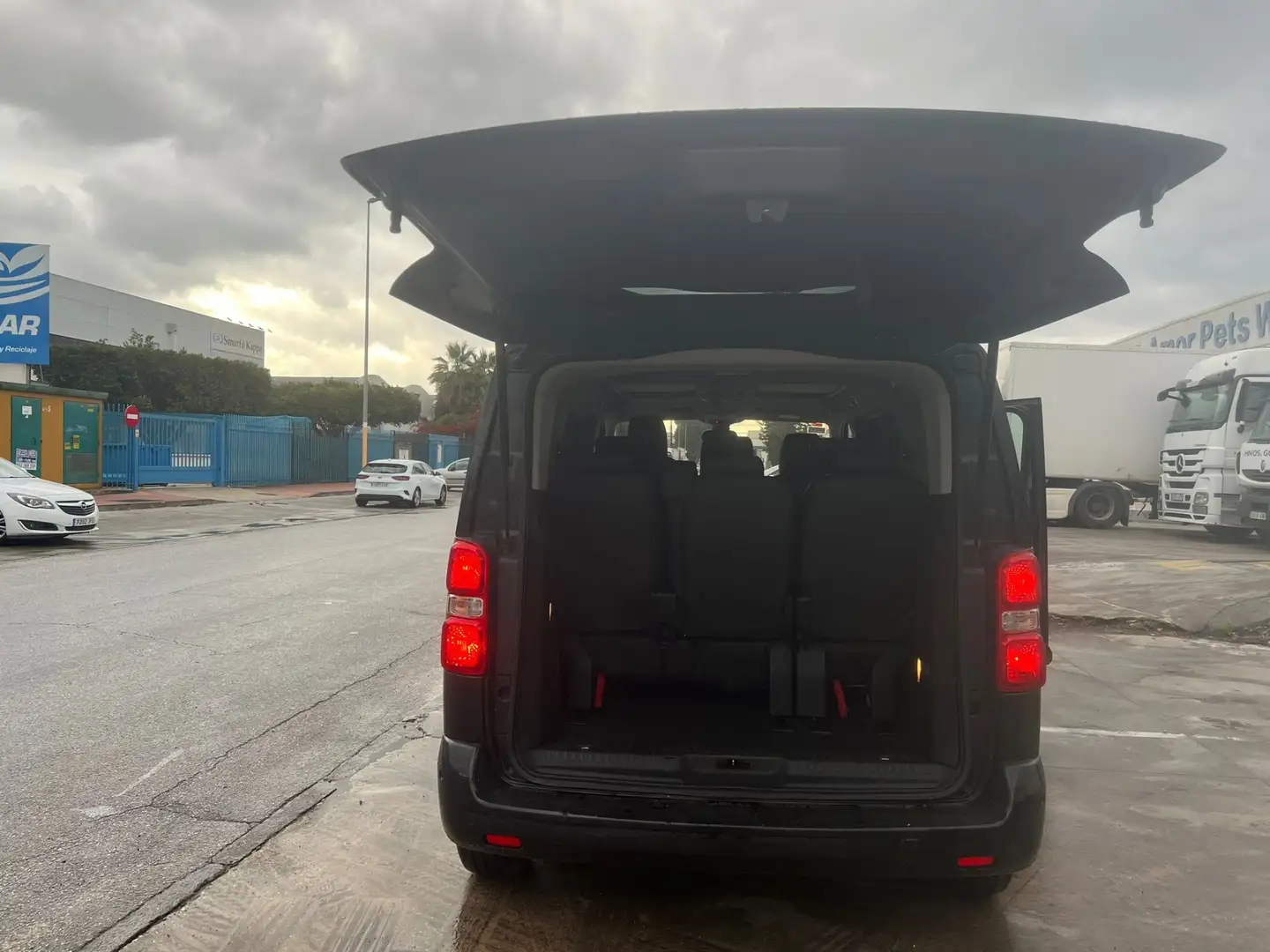 Toyota Proace 2,0-l-D-4D (5-Si.) Autm. Verso Family Comfort comp - 2