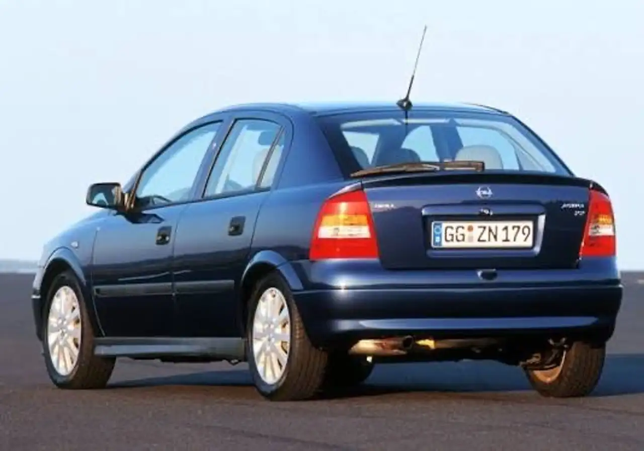 Opel Astra, foto 1