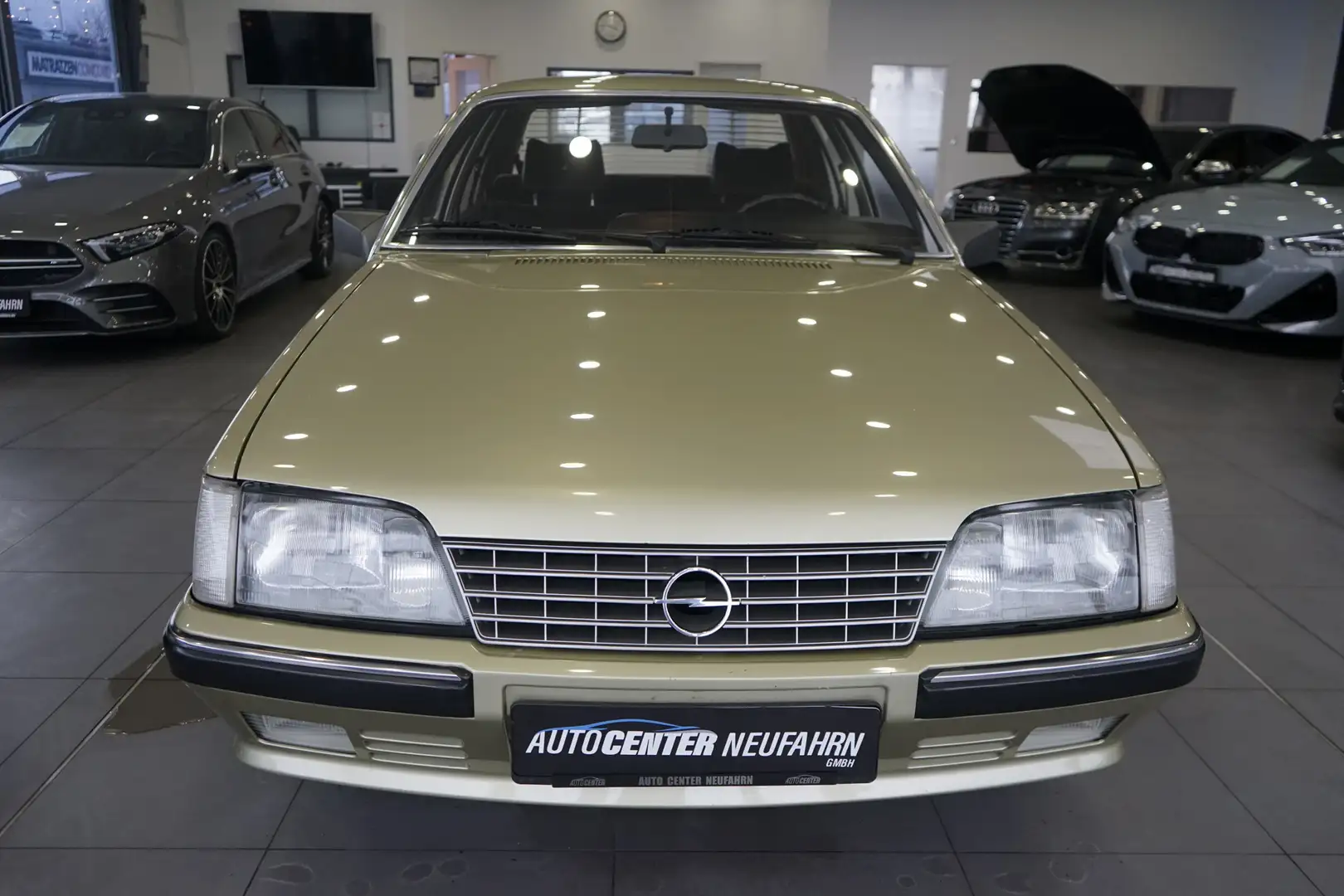 Opel Senator 2.2 H KENNZEICHEN Oro - 2