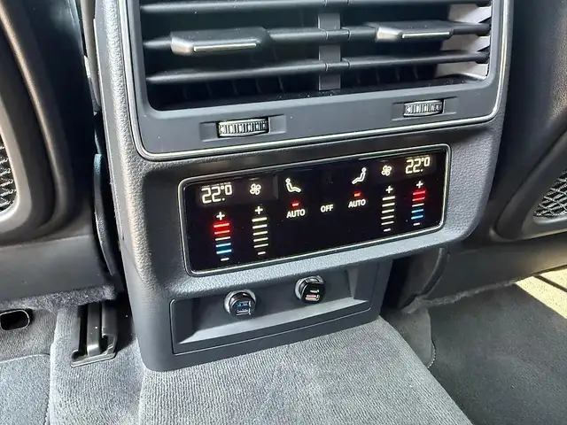 Audi Q8 50 MHEV TDI quattro Tiptronic Ansicht 26