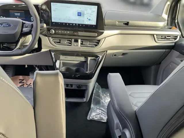 Ford Tourneo Custom AWD Titanium X L1 BARPREIS Ansicht 13