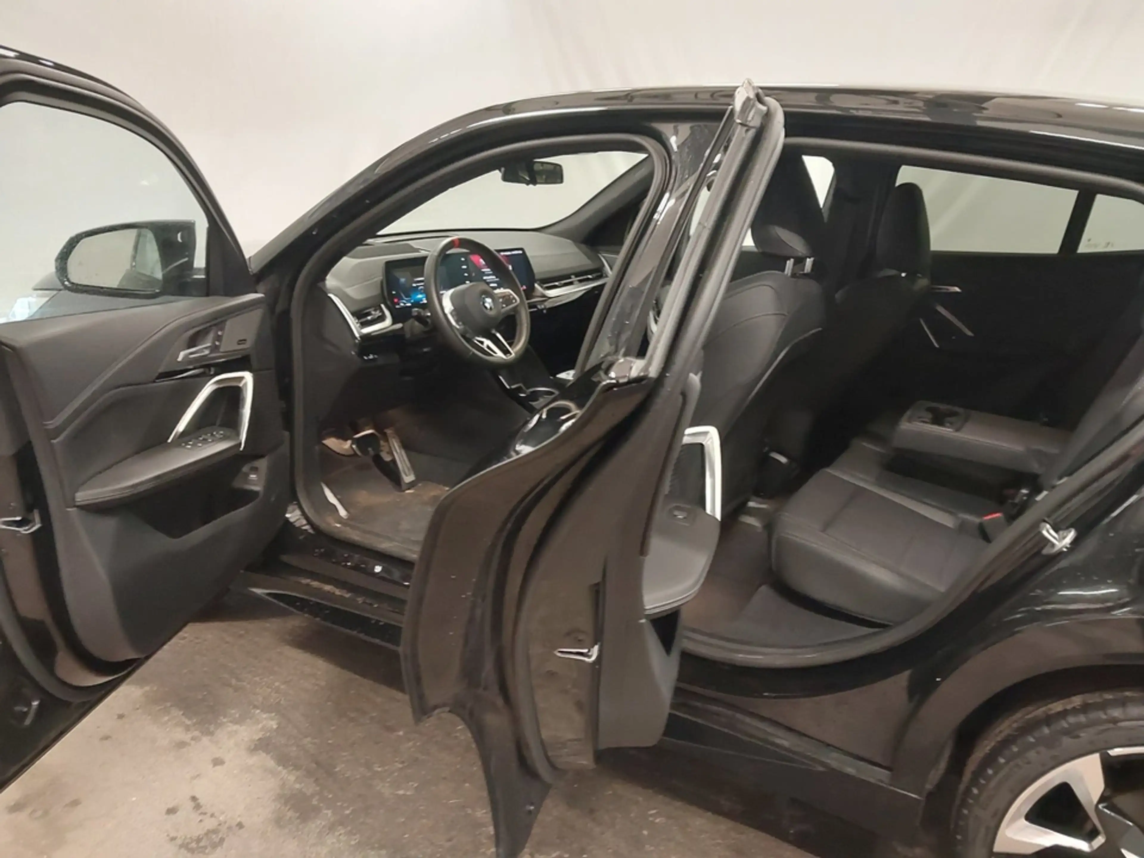 BMW X2 M35i xDrive Head-Up+AHK+21"+ab — photo 12