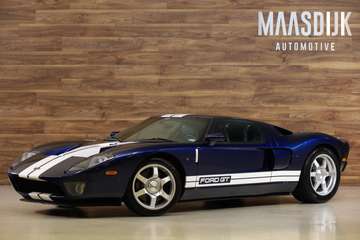 V8|1 of 101|European Spec|Manual|Carbon Racing Sea