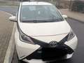 Toyota Aygo Aygo x-shift x-clusiv Wit - thumbnail 2