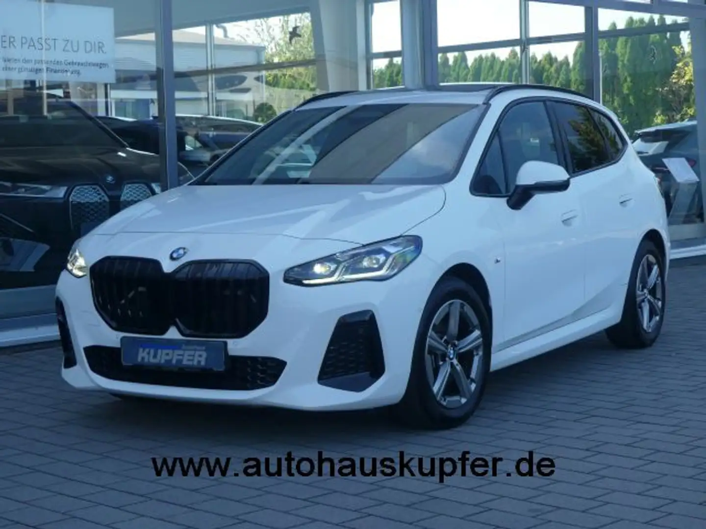 BMW 223 xDrive M Sportpaket Pano°AHK Weiß - 1