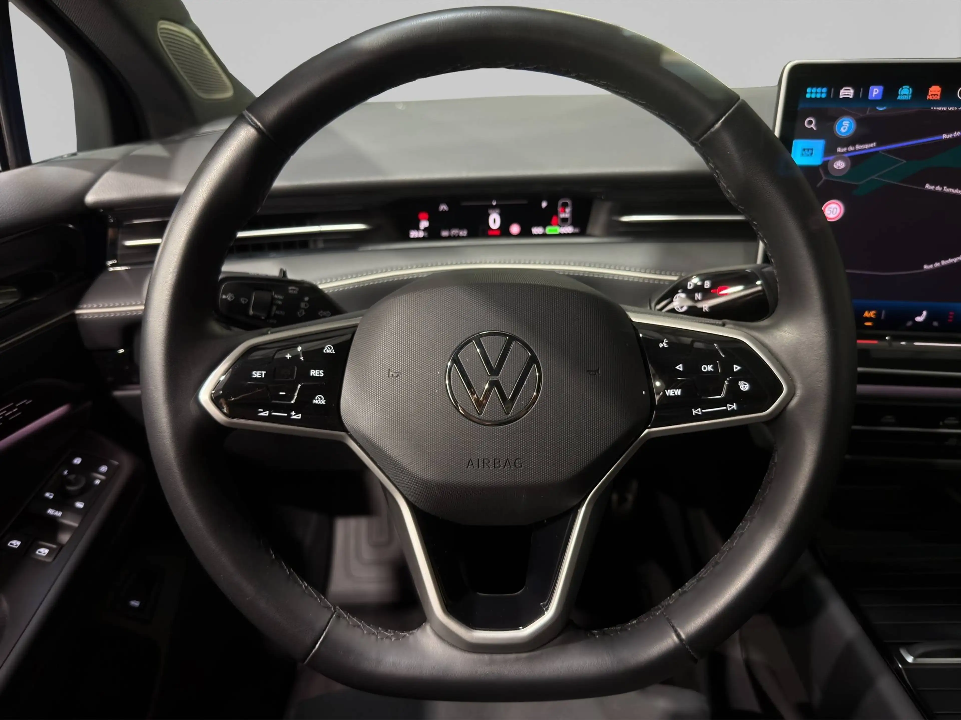 Volkswagen ID.7 TOURER PRO S ***MASSAGE & HEATED SEATS*360° CAMERA*LED MATRIX*** — photo 13