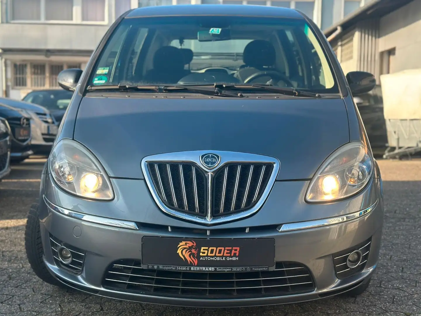 Lancia MUSA Musa Gold*AUTOMATIK*1.HAND*172TKM* Grau - 2