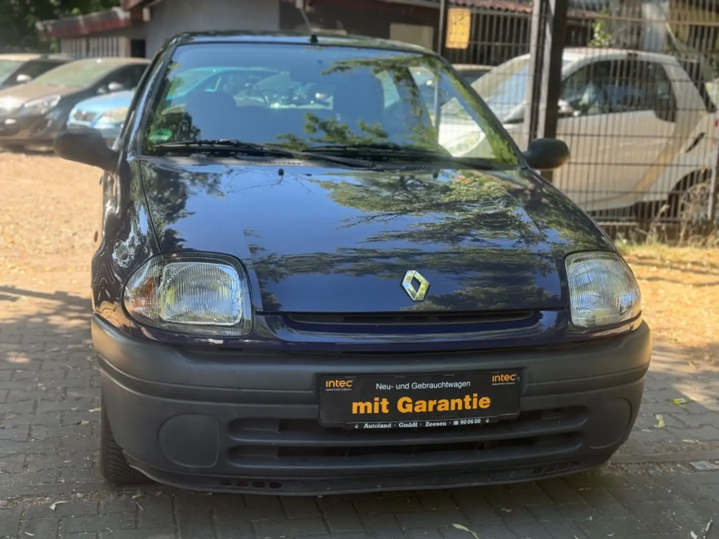 Renault Clio 1.2 Tüv&Service Neu Blau - 1