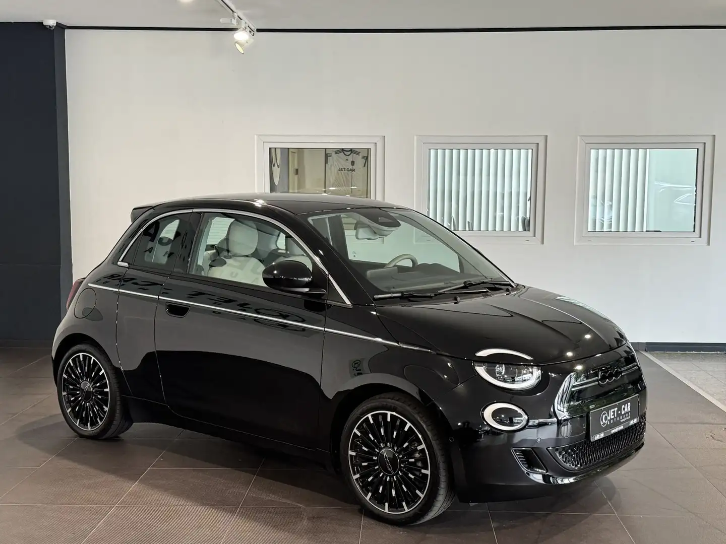 Fiat 500 e La Prima 3+1*Kamera-Carplay-Keyless-1. HD* Schwarz - 2