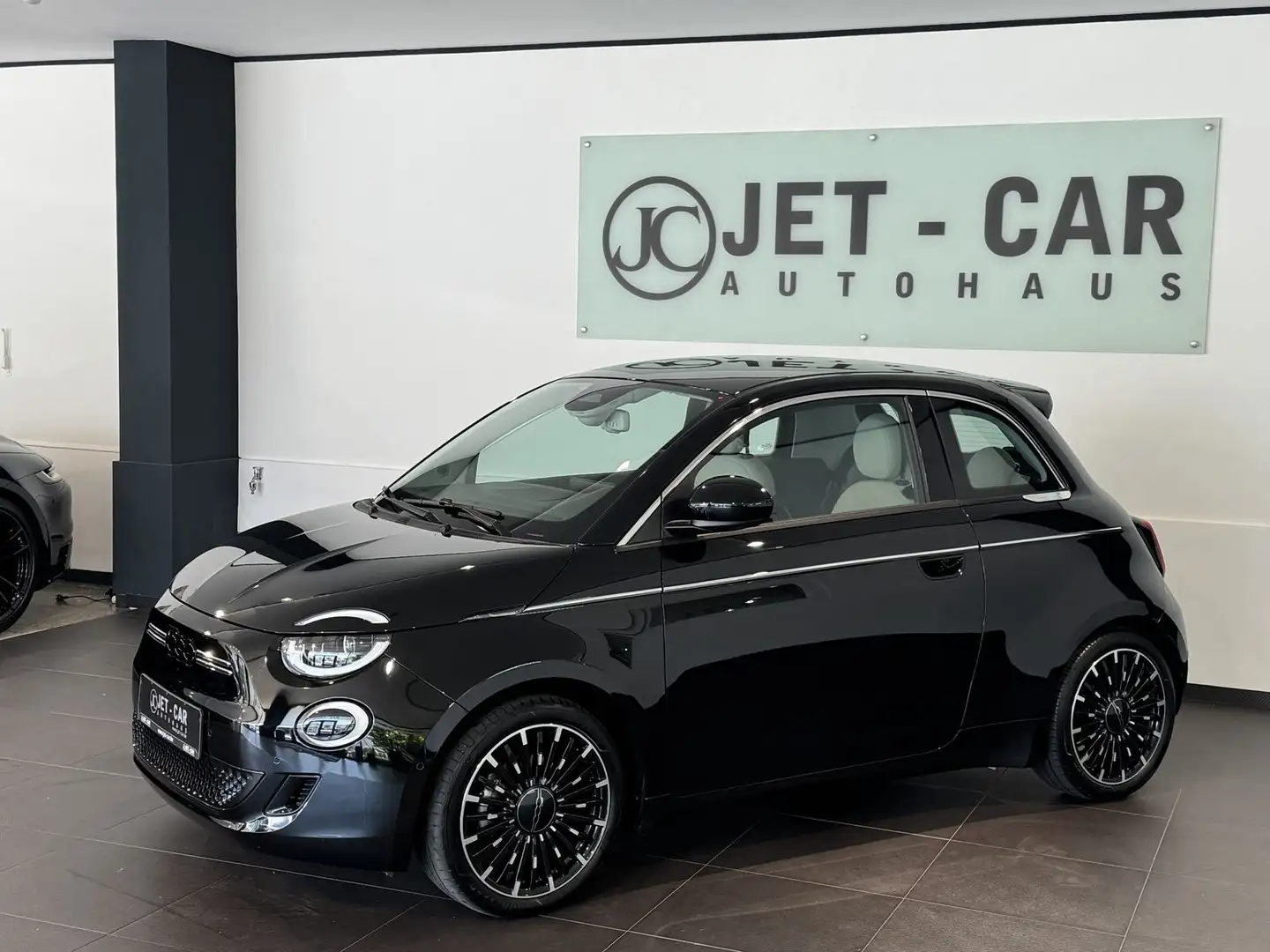Fiat 500 e La Prima 3+1*Kamera-Carplay-Keyless-1. HD* Schwarz - 1