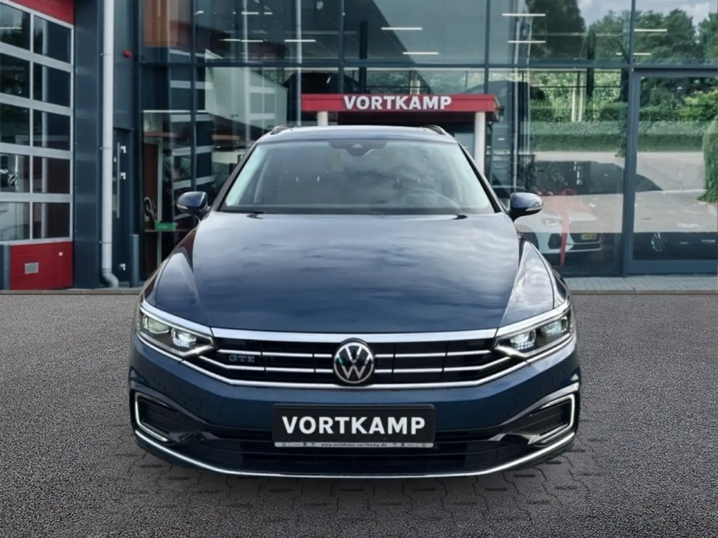 Volkswagen Passat Variant 1.4 TSI DSG GTE PANODAK/360CAM/ELEKKLEP/DYNAUDIO/A Blau - 2