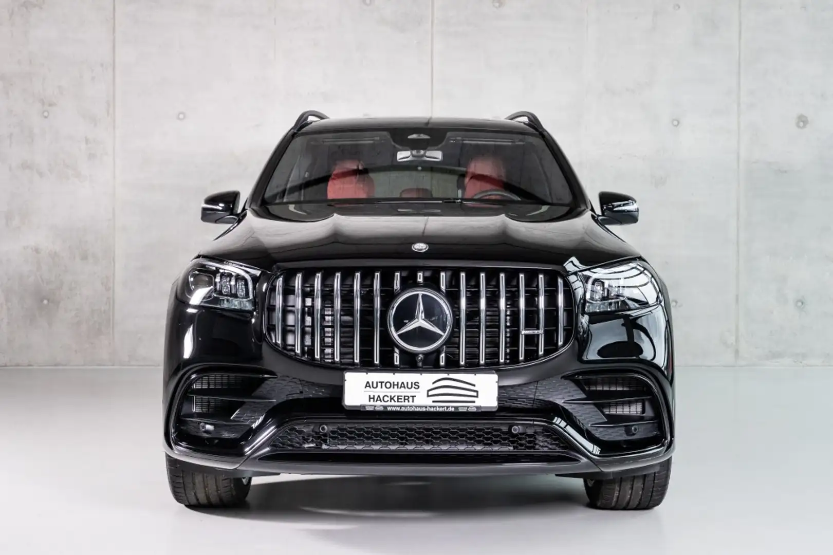 Mercedes-Benz GLS 63 AMG 4MATIC+ Rear TV Stock Negro - 2