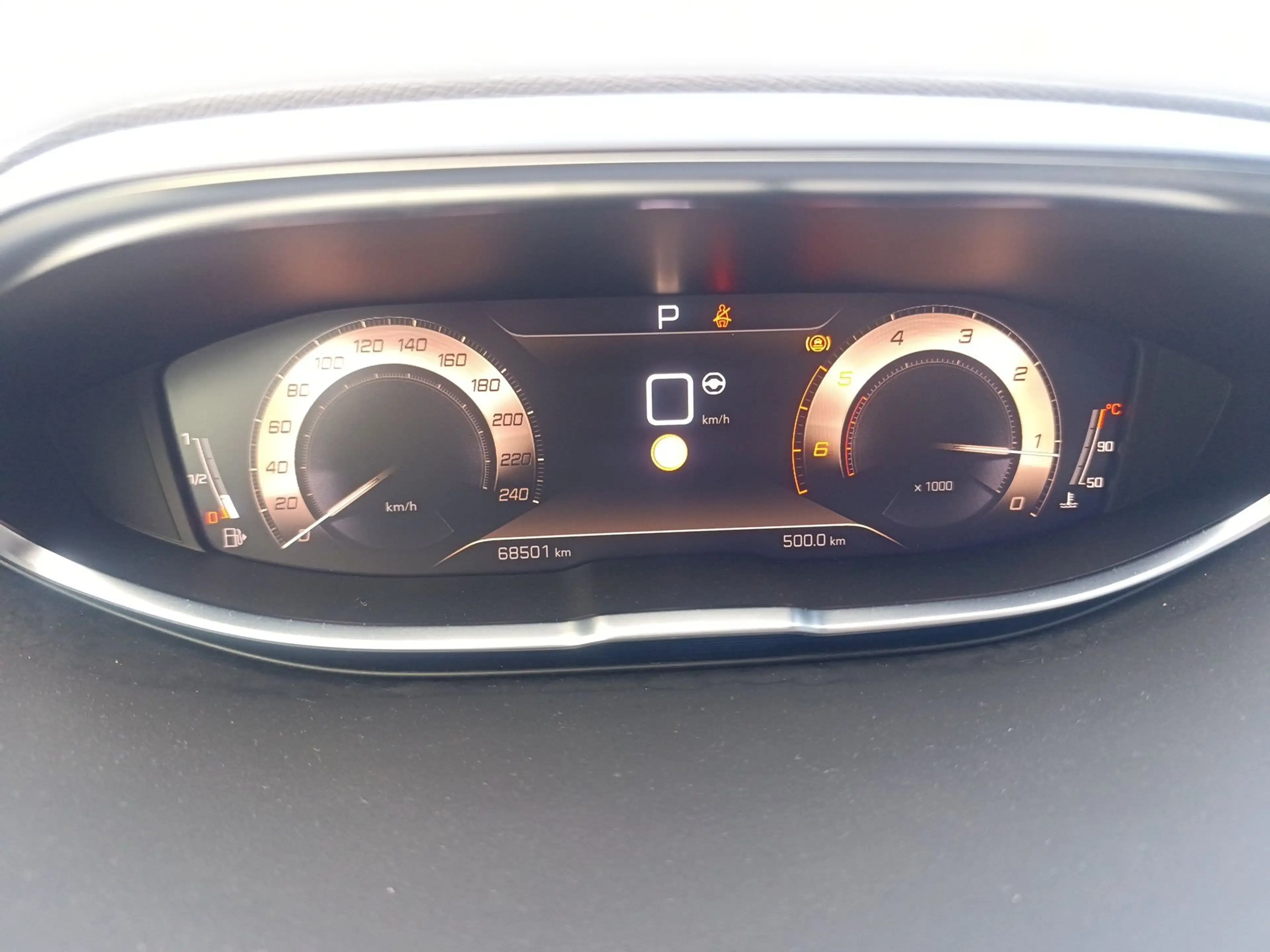 Peugeot 3008 1.5 BlueHDi 130 GT ACC KeyLess LED Navi PDC — photo 6